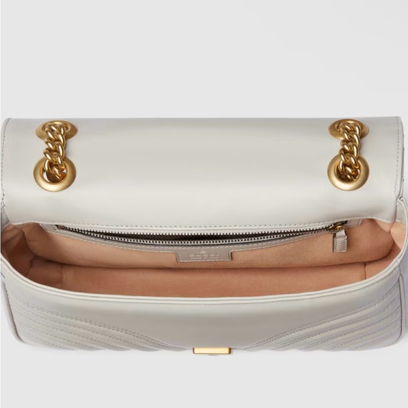 Gucci Marmont Matelassé Leather Shoulder Bag - Picture 3 of 5